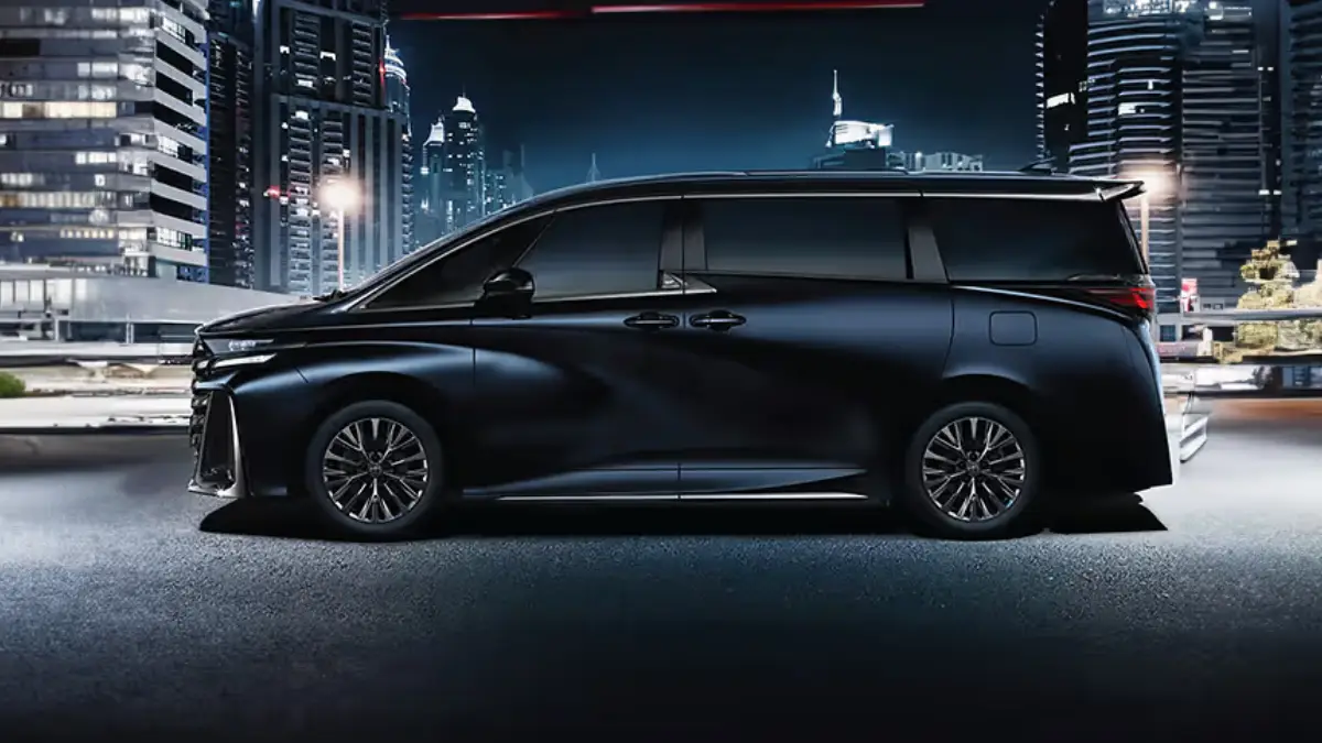 Top 5 Features Of Toyota Vellfire For Chaotic Ride In Delhi