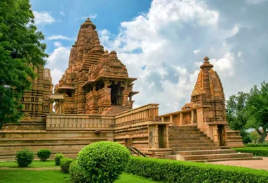 Tempo Traveller Khajuraho Tempo Traveller Khajuraho