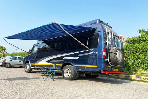 8 Seater Caravan 8 Seater Caravan