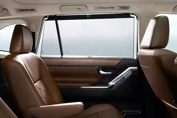 Sunshade in Back Seats Sunshade in Back Seats