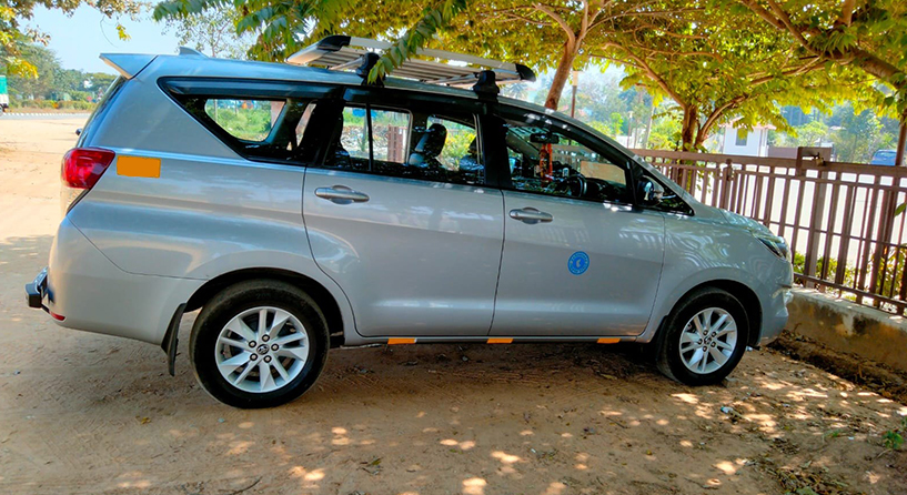 6 Seater Innova Rent Per km