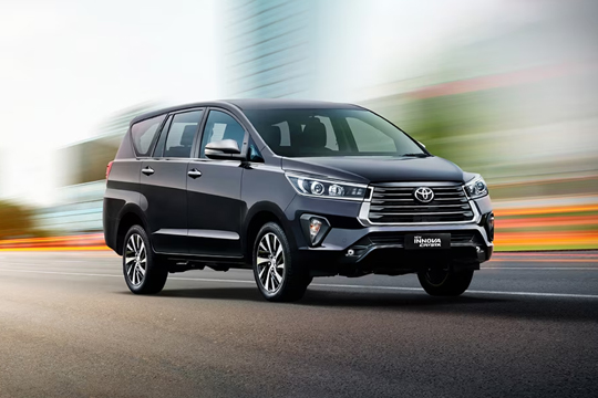 Innova Crysta Hire in Delhi