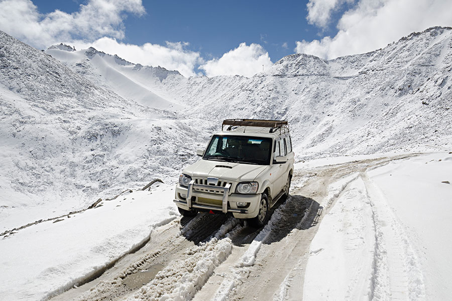 Solo Tour Discover Ladakh by Bike 2020