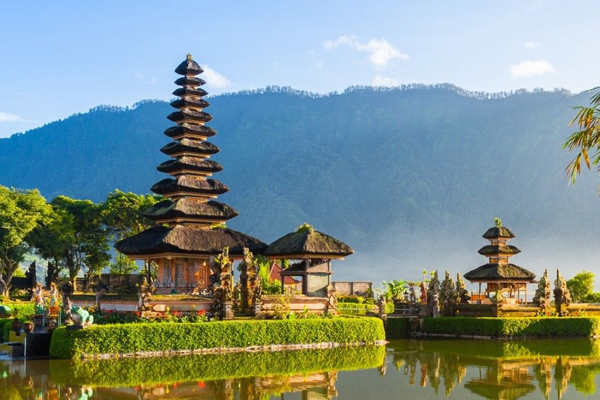 Solo Tour in Indonesia Bali