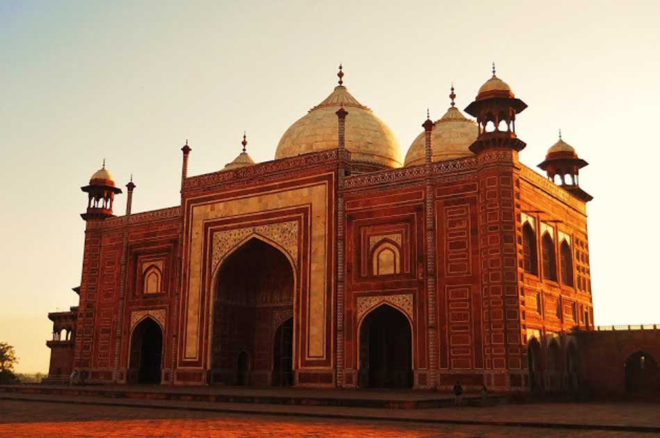 Taj Mahal Guided Private Tour