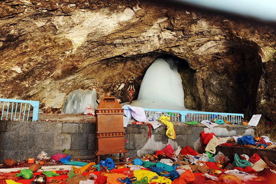 3 Nights 4 Days Amarnath Yatra Package Slide Image 1