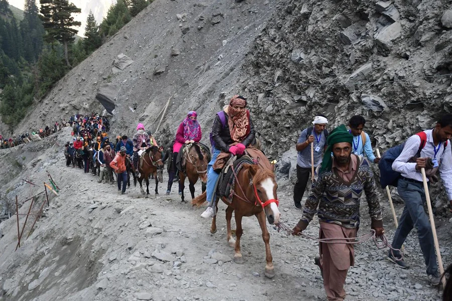 3 Nights 4 Days Amarnath Yatra Package Slide Image 2