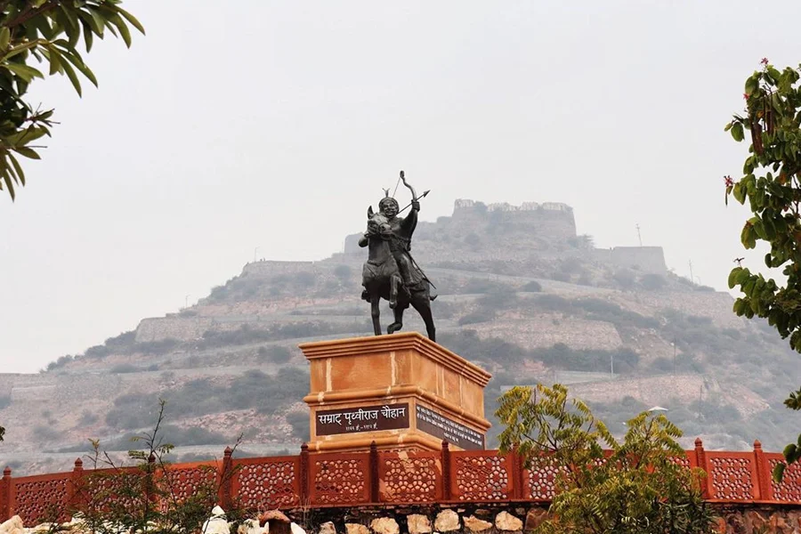 Jaipur Ajmer Pushkar Tour Package Slide Image 4