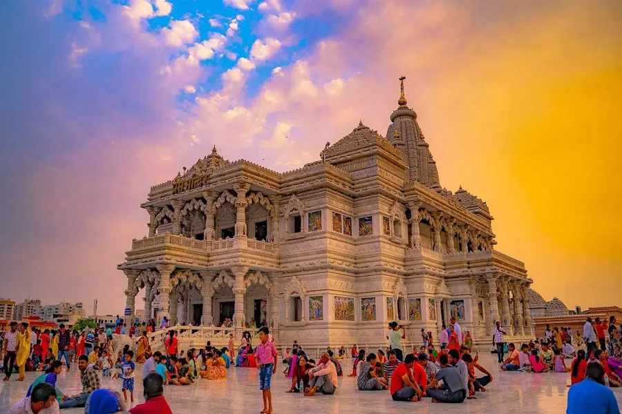 Vrindavan Tour Packages Slide Image 2