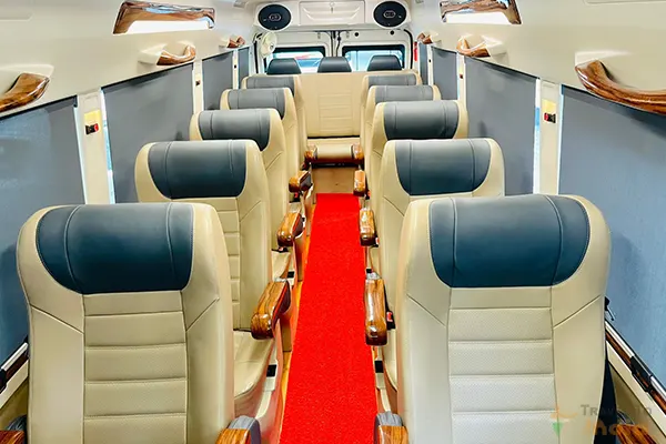 14 Seater Maharaja Tempo Traveller 14 Seater Maharaja Tempo Traveller