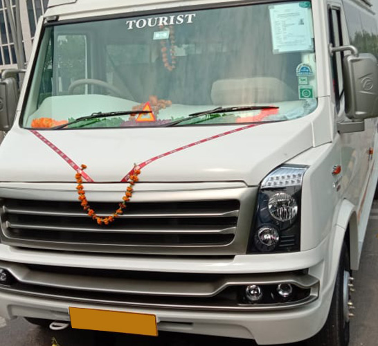 12 Seater Luxury Maharaja Tempo Traveller Rental Jaipur