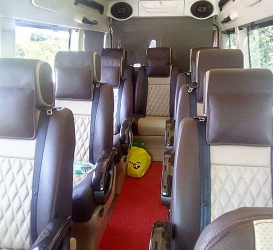 9 Seater Luxury Tempo Traveller Rental Haridwar