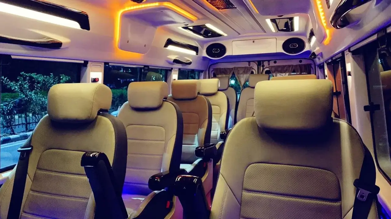 Tempo Traveller Rental Delhi
