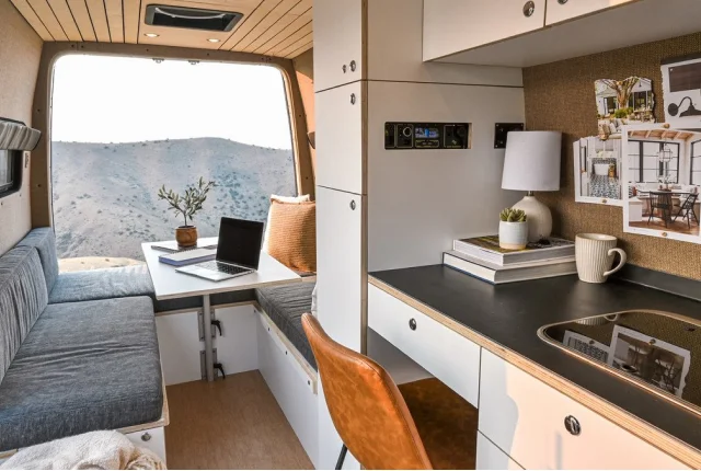 Van Rental with Kitchen in Dehradun Van Rental with Kitchen in Dehradun