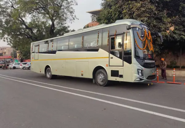 40 Seater Luxury Bus