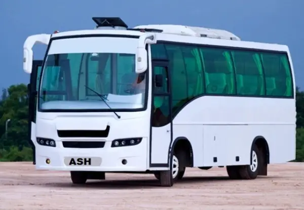 18 Seater Isuzu Luxury Minibus Rental