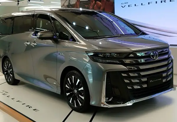 Toyota Vellfire Van Rental in Delhi