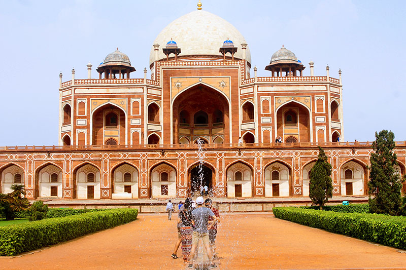 Book Full Day Private City Tour Including Old and New Delhi